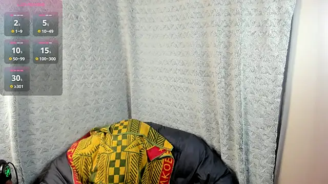 MiaLores online show from 12.16.25