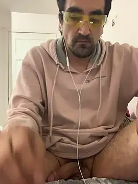 Snapshot of DanBfl chatting on 11.01.25 DanBfl online show from 11.01.25