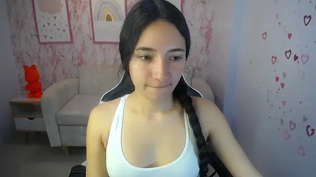 Kylie ch1 online show from 09.18.25