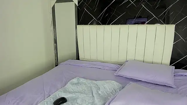 shirley hott online show from 10.07.25