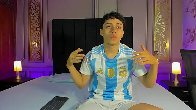 Dani rivass online show from 11.10.25