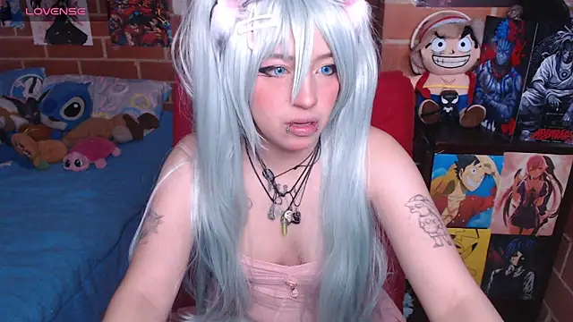 Snapshot of _alexa19pretty_ chatting on 09.19.25 alexa19pretty online show from 09.19.25