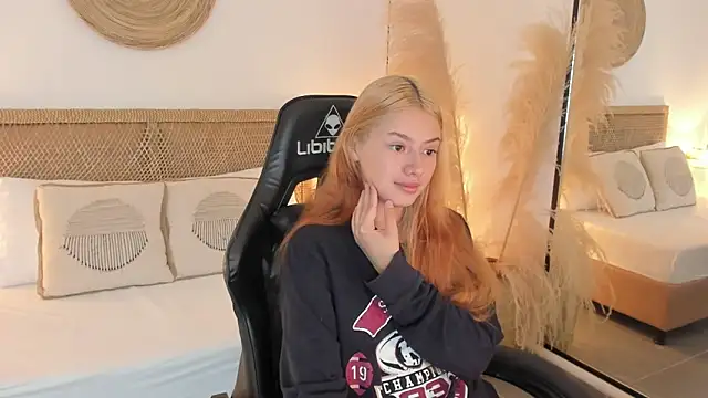 daniand  online show from 09.22.25