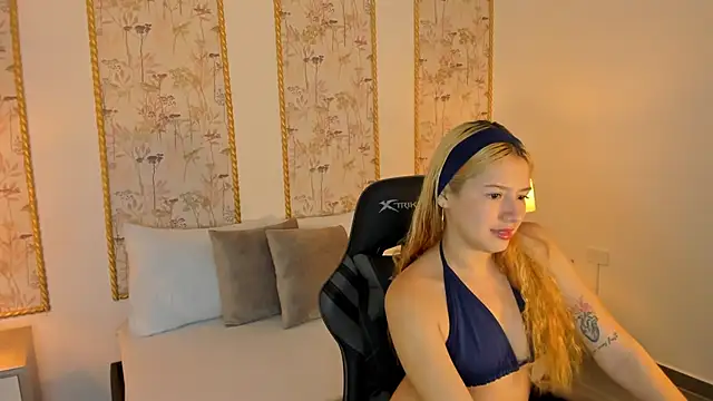 daniand  online show from 10.21.25