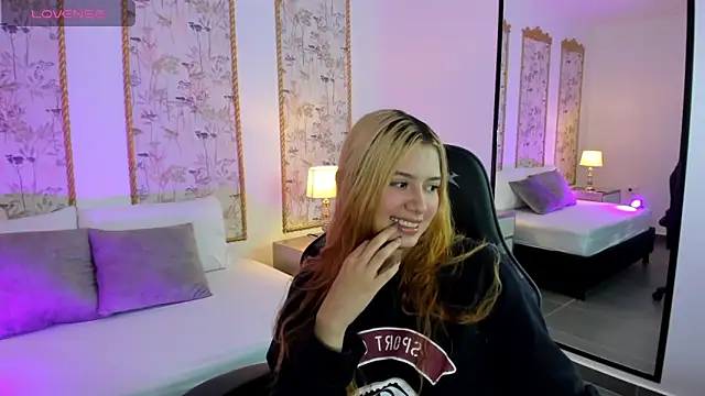 daniand  online show from 11.01.25