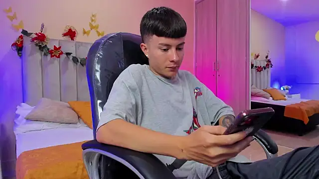 Nascary Fox online show from 01.05.26