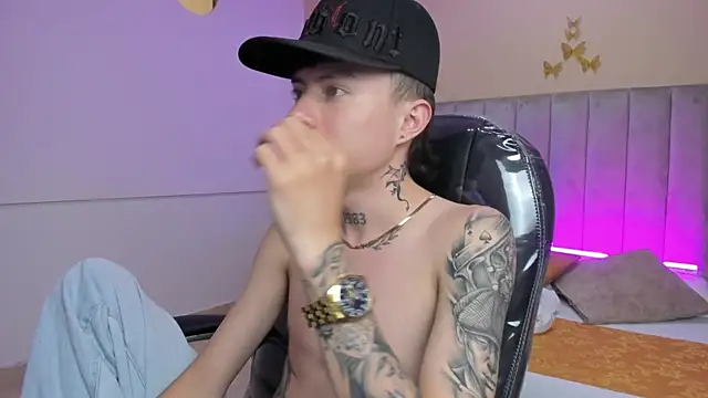 Nascary Fox online show from 02.10.26