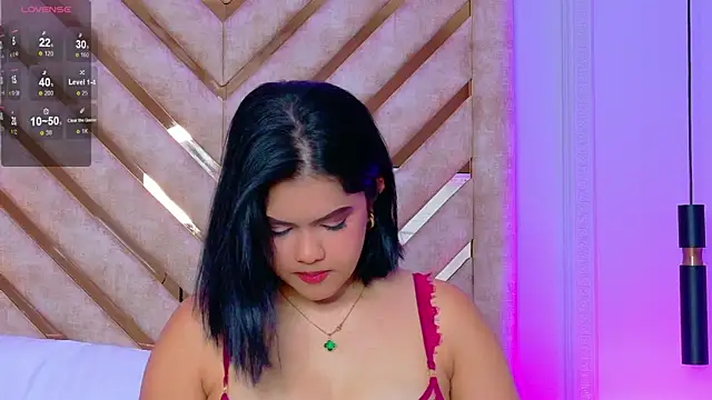 Martina-Roberts- online show from 01.08.26