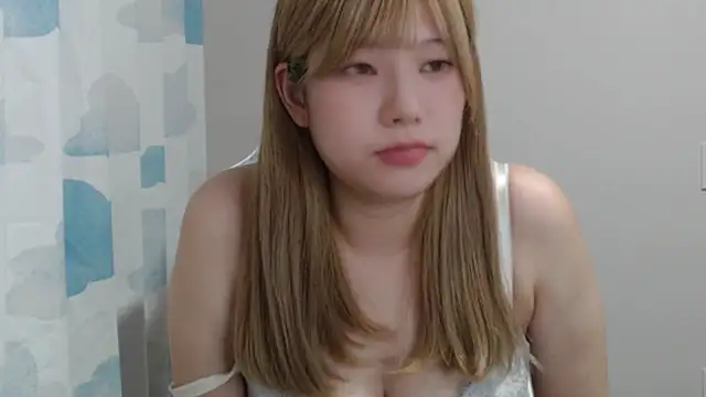 Snapshot of asuka_xoxo chatting on 09.21.25 asuka xoxo online show from 09.21.25