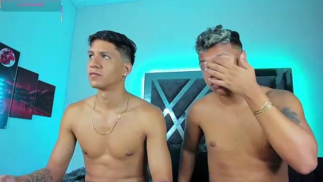 Snapshot of Robertmiller21 chatting on 10.08.25 Robertmiller21 online show from 10.08.25