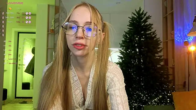 BritaKiss online show from 11.18.25