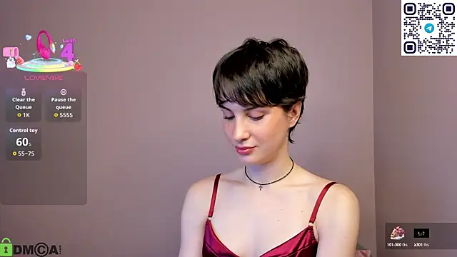 Adeline Perle online show from 09.12.25