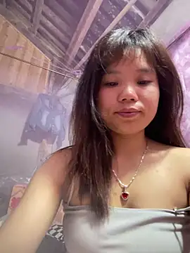 Snapshot of Ngoc-bbi chatting on 05.08.26 Ngoc-bbi online show from 05.08.26