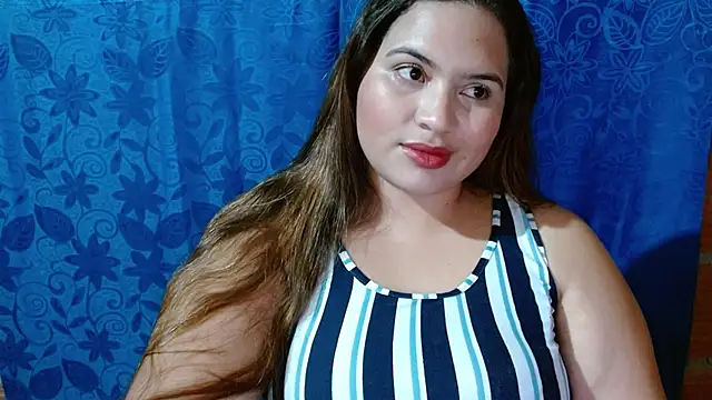 coco curvy online show from 10.10.25