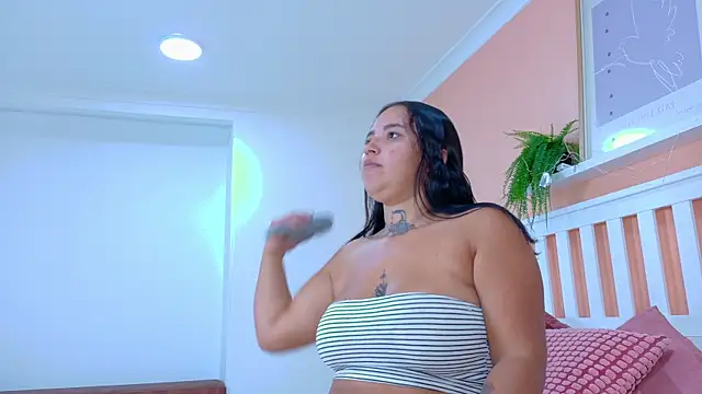 Snapshot of BriannaBennett__ chatting on 09.11.25 BriannaBennett online show from 09.11.25