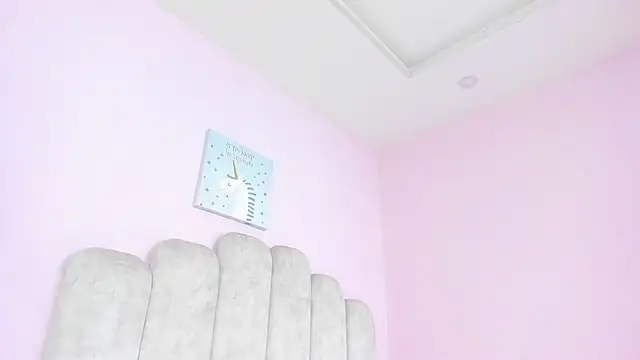 Snapshot of paula_cosio chatting on 09.25.25 paula cosio online show from 09.25.25