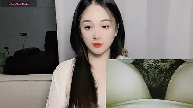 woaiqinqin online show from 10.18.25