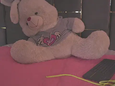 Doll kata  online show from 10.15.25