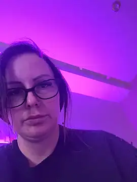 nightingale27 online show from 10.22.25