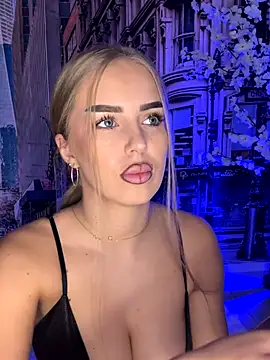 AubrieleRouj1 online show from 12.19.25