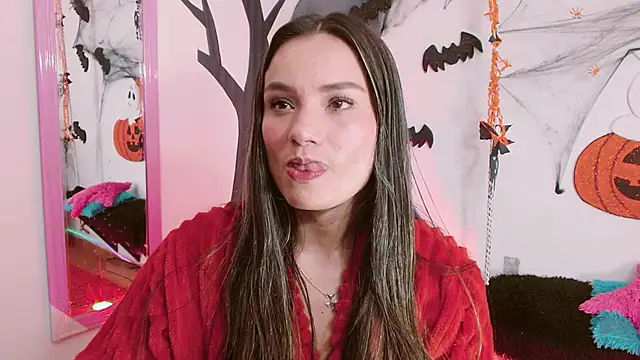 danna 888 online show from 10.18.25