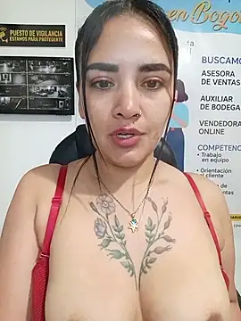 Snapshot of MAYE__13 chatting on 06.25.26 MAYE 13 online show from 06.25.26