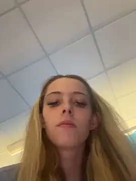 Angelloverxo online show from 11.07.25