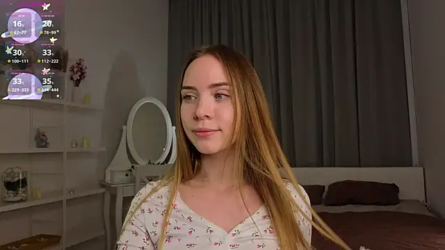 Snapshot of CarollSmithh chatting on 11.06.25 CarollSmithh online show from 11.06.25