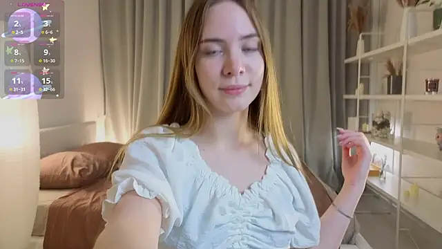 Snapshot of CarollSmithh chatting on 11.17.25 CarollSmithh online show from 11.17.25