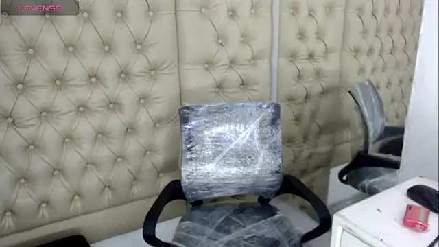 JessicaHott01 online show from 11.29.25