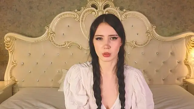 GraceMartinos online show from 11.02.25