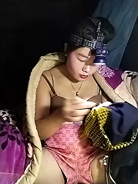 lylylove online show from 01.15.26