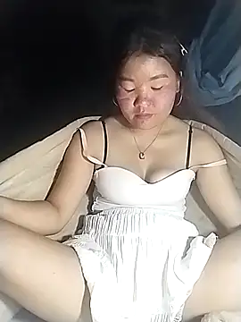 lylylove online show from 04.03.26