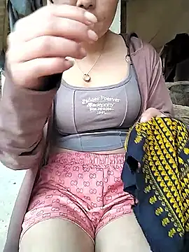 lylylove online show from 04.09.26