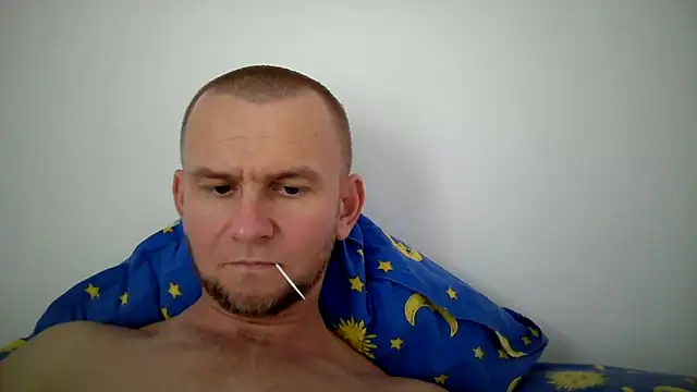 Snapshot of RoadDaddyXL chatting on 09.10.25 RoadDaddyXL online show from 09.10.25