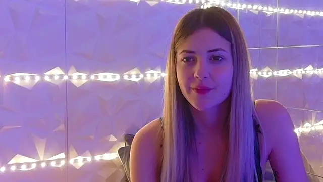 Aishha  online show from 12.01.25