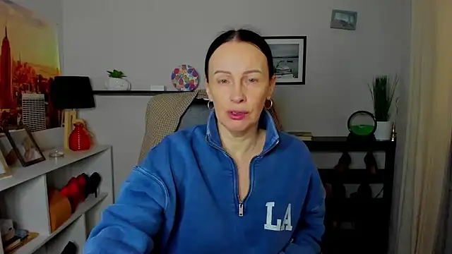 Velvet Jasmine online show from 11.15.25