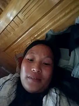 Snapshot of miss-su chatting on 04.06.26 miss-su online show from 04.06.26