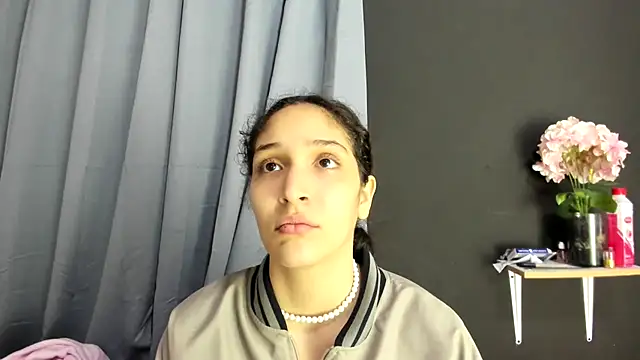 TeensNews18 online show from 11.03.25