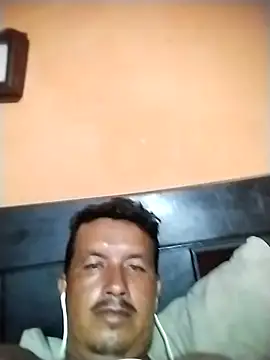 colombiano198720 online show from 09.24.25