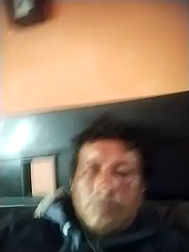 colombiano198720 online show from 11.13.25