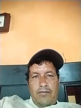 colombiano198720 online show from 11.14.25