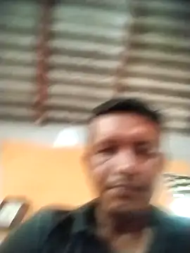 colombiano198720 online show from 11.15.25