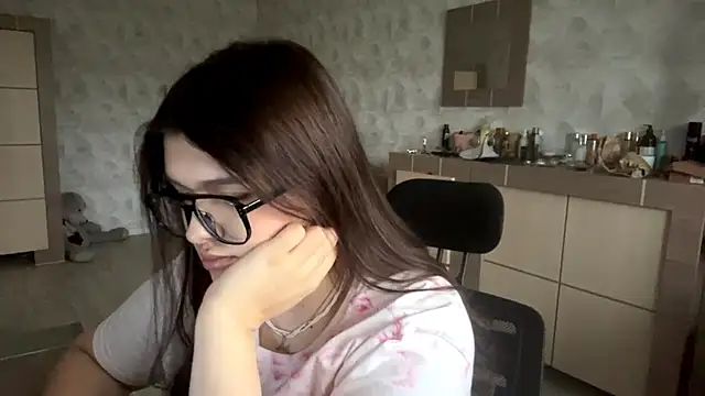 CarylWeatherholtz online show from 12.17.25