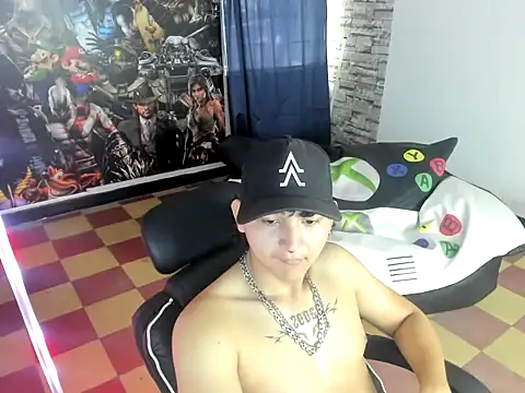 Snapshot of Dan_cristancho chatting on 09.15.25 Dan cristancho online show from 09.15.25
