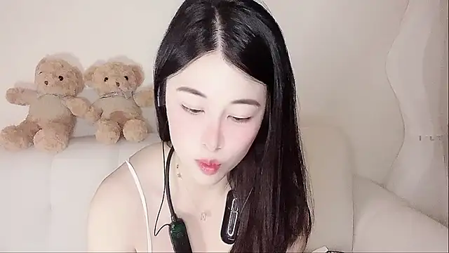 LuLu-Moon online show from 09.23.25