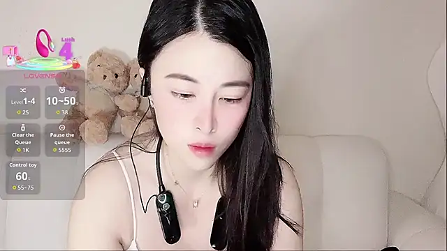 LuLu-Moon online show from 09.24.25
