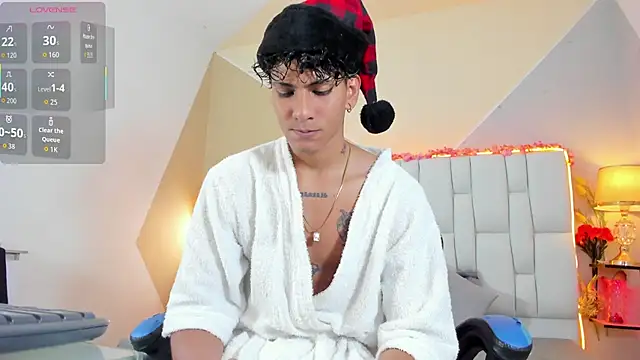 Snapshot of Adan_Oriol chatting on 12.03.25 Adan Oriol online show from 12.03.25