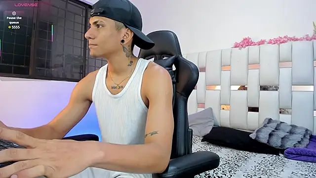 Adan Oriol online show from 02.28.26