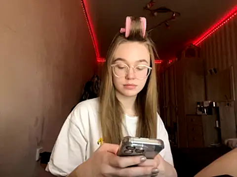 bellameow88 online show from 11.27.25